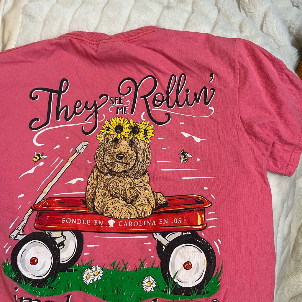Simply Southern S “They See Me Rollin” Bernadoodle Wagon Casual Midwest Pink Tee